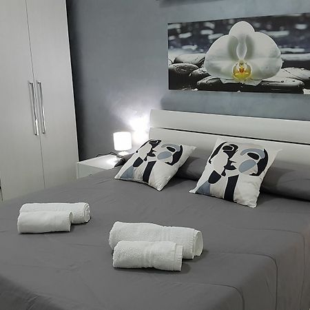 Ch Exclusive Apartments Cefalu Luaran gambar